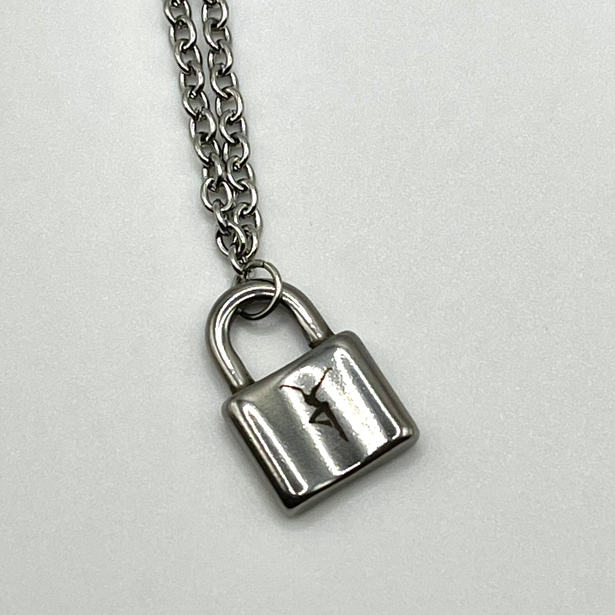 silver lock necklace louis vuittons